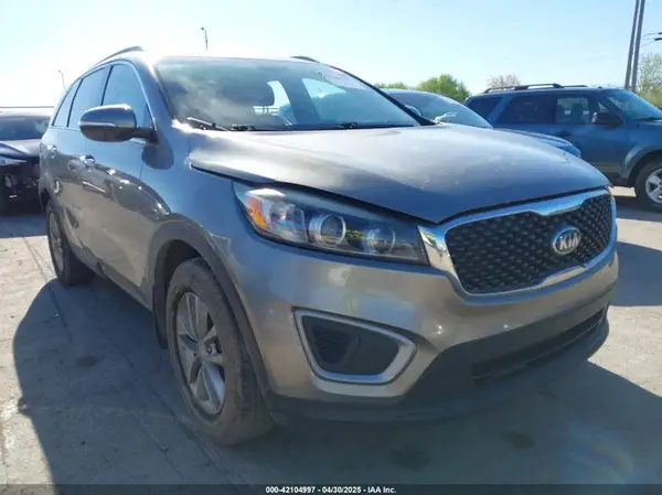 5XYPG4A34JG378876 2018 KIA SORENTO - Image 1