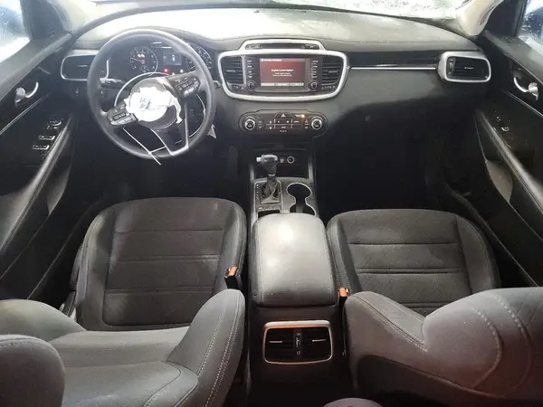 5XYPG4A34JG385469 2018 KIA SORENTO - Image 8