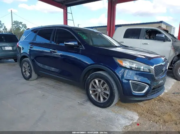 5XYPG4A34JG387688 2018 KIA SORENTO - Image 1