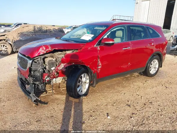 5XYPG4A34JG410709 2018 KIA SORENTO - Image 2