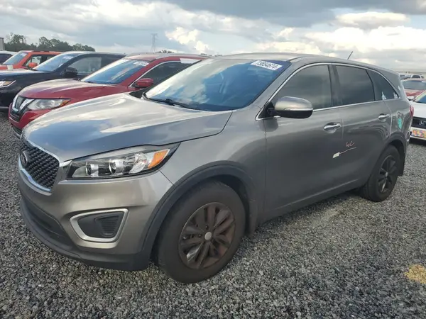 5XYPG4A34JG413982 2018 KIA SORENTO - Image 1