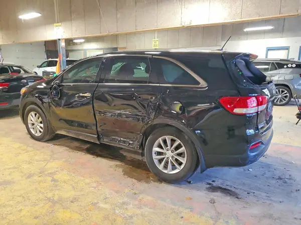 5XYPG4A34JG414713 2018 KIA SORENTO - Image 2
