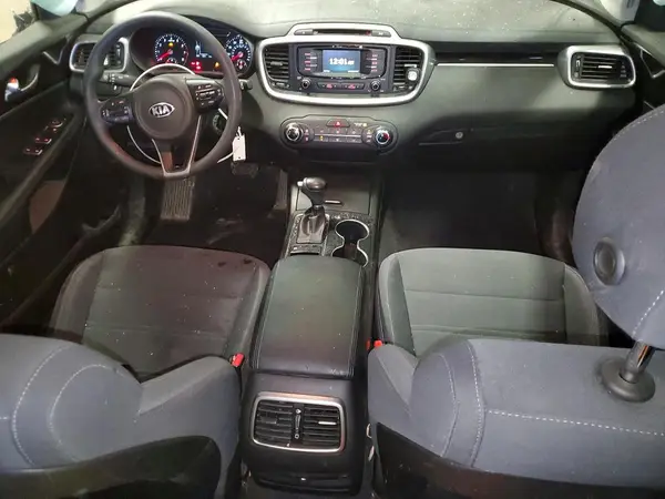 5XYPG4A34JG414713 2018 KIA SORENTO - Image 8