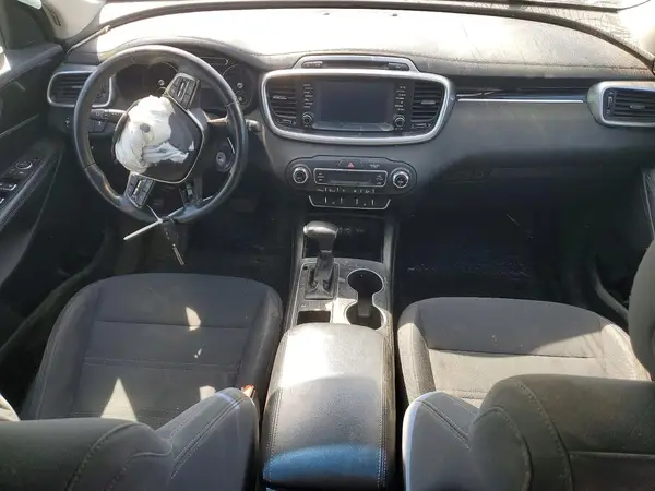 5XYPG4A34KG433599 2019 KIA SORENTO - Image 8