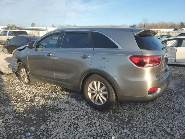 5XYPG4A34KG436633 2019 KIA SORENTO - Image 2