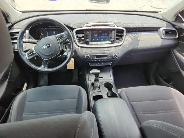 5XYPG4A34KG438317 2019 KIA SORENTO - Image 8
