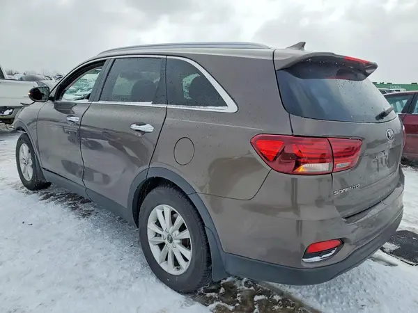 5XYPG4A34KG440150 2019 KIA SORENTO - Image 2