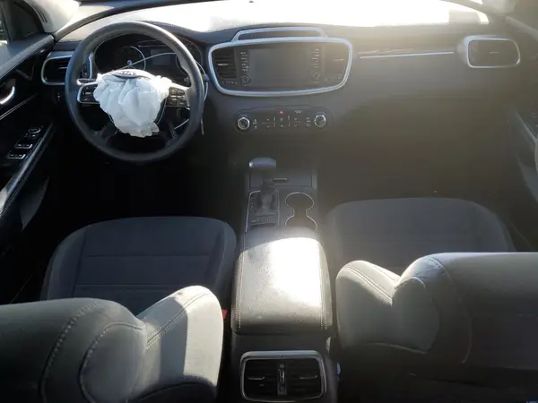 5XYPG4A34KG451004 2019 KIA SORENTO - Image 8