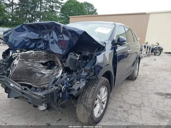 5XYPG4A34KG469552 2019 KIA SORENTO - Image 2