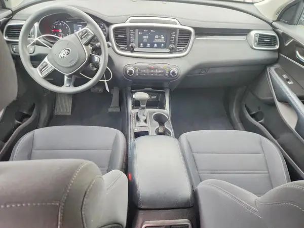 5XYPG4A34KG469907 2019 KIA SORENTO - Image 8