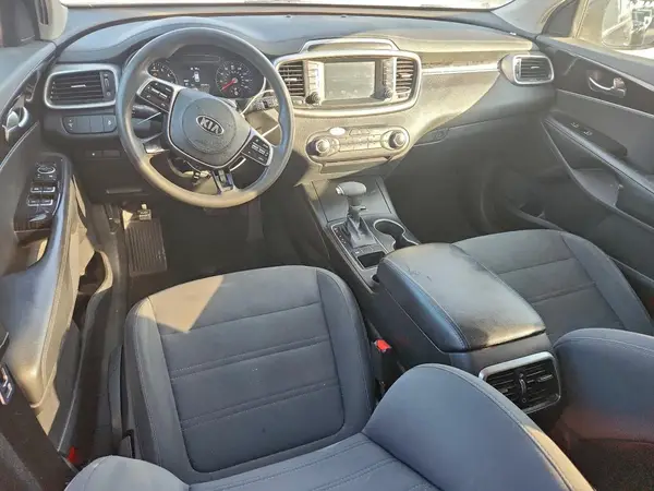 5XYPG4A34KG475903 2019 KIA SORENTO - Image 8