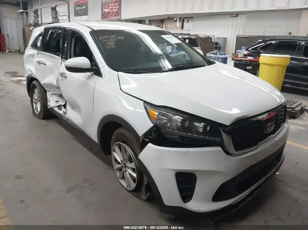 5XYPG4A34KG503490 2019 KIA SORENTO - Image 1