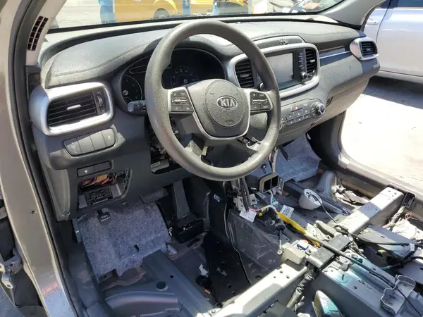 5XYPG4A34KG503974 2019 KIA SORENTO - Image 8