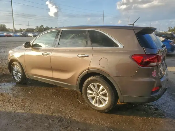 5XYPG4A34KG505465 2019 KIA SORENTO - Image 2