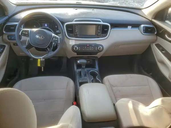 5XYPG4A34KG505465 2019 KIA SORENTO - Image 8