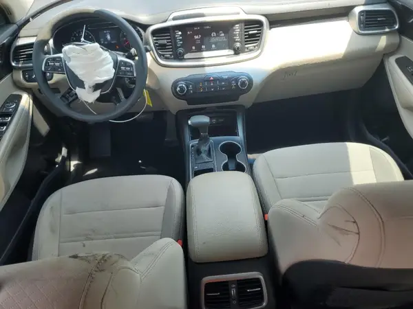 5XYPG4A34KG513940 2019 KIA SORENTO - Image 8
