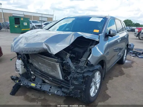 5XYPG4A34KG516420 2019 KIA SORENTO - Image 2