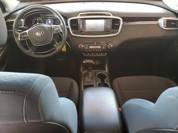 5XYPG4A34KG525120 2019 KIA SORENTO - Image 8