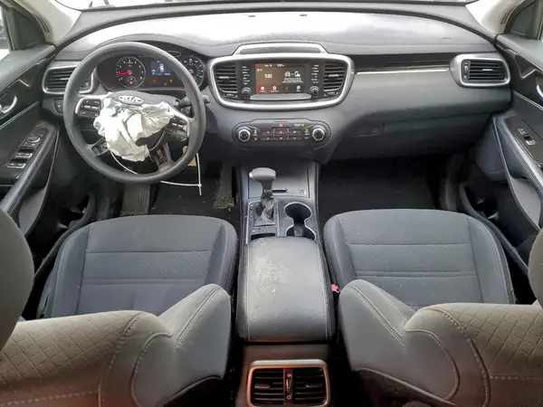 5XYPG4A34KG530155 2019 KIA SORENTO - Image 8