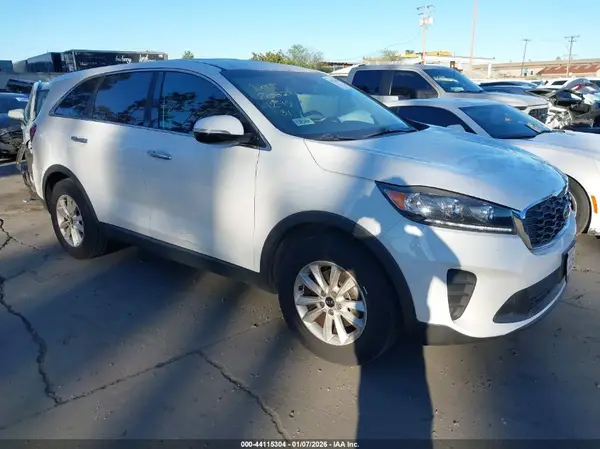 5XYPG4A34KG532486 2019 KIA SORENTO - Image 1