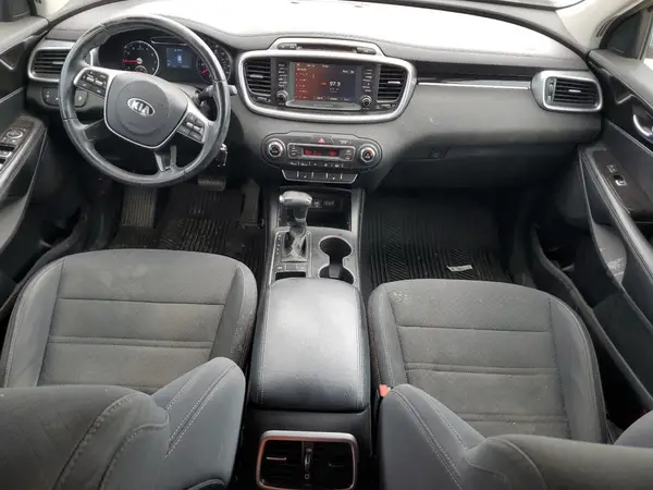 5XYPG4A34KG534917 2019 KIA SORENTO - Image 8