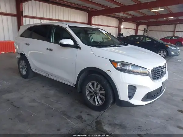 5XYPG4A34KG537767 2019 KIA SORENTO - Image 1