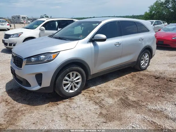 5XYPG4A34KG539230 2019 KIA SORENTO - Image 2
