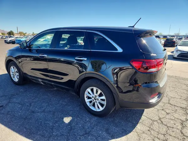 5XYPG4A34KG549546 2019 KIA SORENTO - Image 2