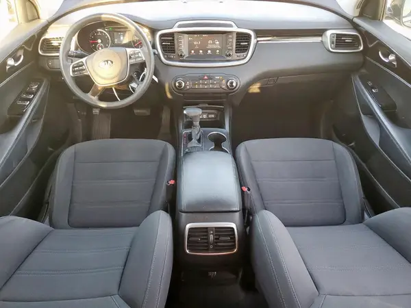 5XYPG4A34KG571420 2019 KIA SORENTO - Image 8