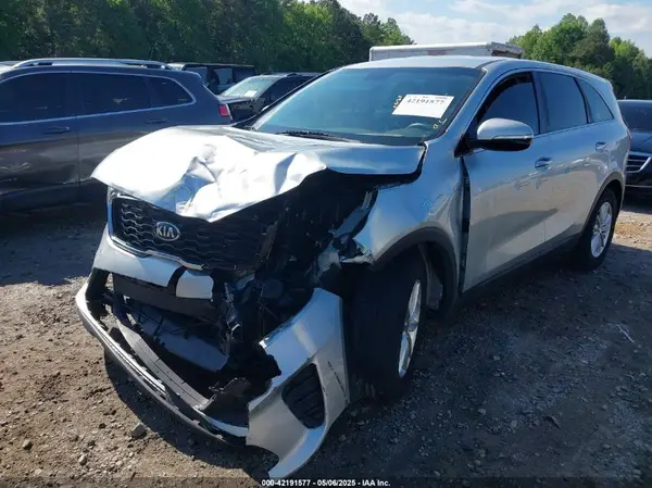 5XYPG4A34KG574303 2019 KIA SORENTO - Image 2