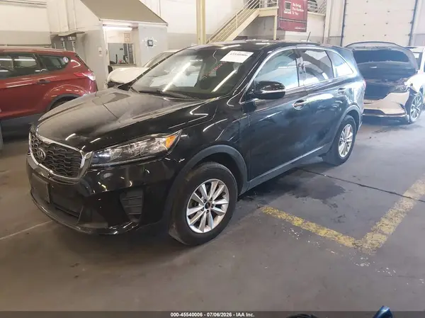 5XYPG4A34KG578223 2019 KIA SORENTO - Image 2
