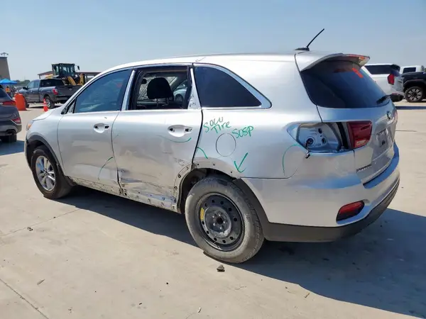 5XYPG4A34KG581459 2019 KIA SORENTO - Image 2