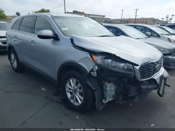 5XYPG4A34KG581462 2019 KIA SORENTO - Image 1