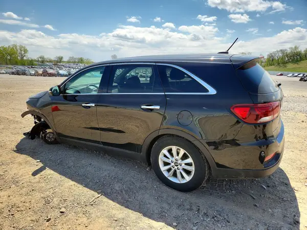 5XYPG4A34KG583857 2019 KIA SORENTO - Image 2