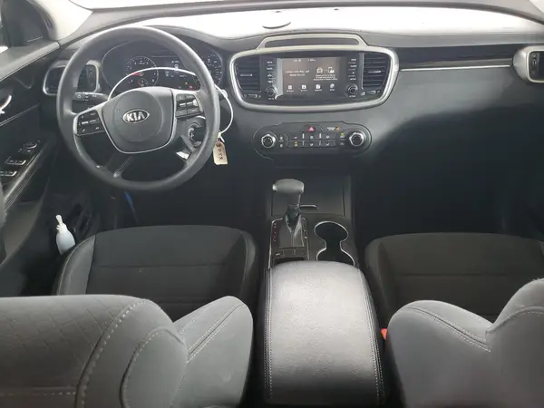 5XYPG4A34KG591960 2019 KIA SORENTO - Image 8
