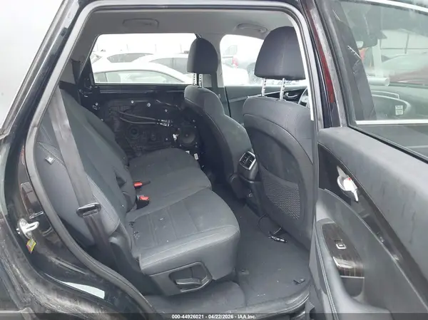 5XYPG4A34KG592509 2019 KIA SORENTO - Image 8