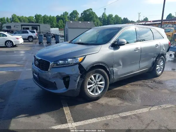 5XYPG4A34KG598987 2019 KIA SORENTO - Image 2