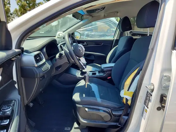 5XYPG4A34KG611589 2019 KIA SORENTO - Image 7