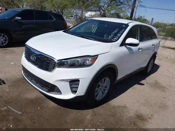 5XYPG4A34KG611608 2019 KIA SORENTO - Image 2
