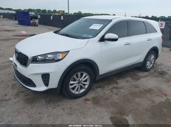 5XYPG4A34LG642469 2020 KIA SORENTO - Image 2