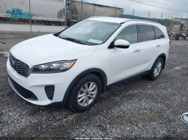 5XYPG4A34LG650975 2020 KIA SORENTO - Image 2