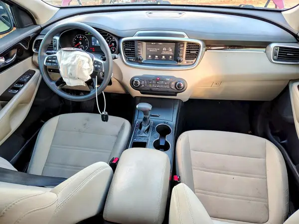 5XYPG4A34LG664892 2020 KIA SORENTO - Image 8