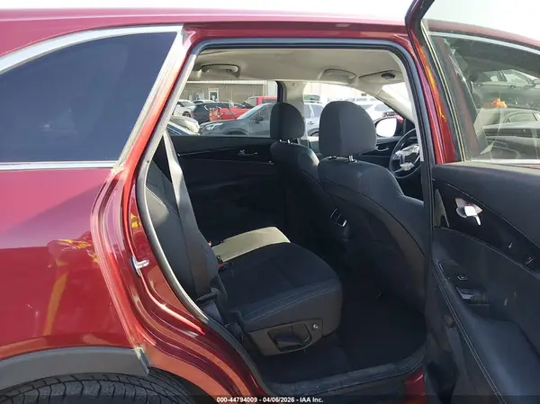 5XYPG4A34LG683717 2020 KIA SORENTO - Image 8
