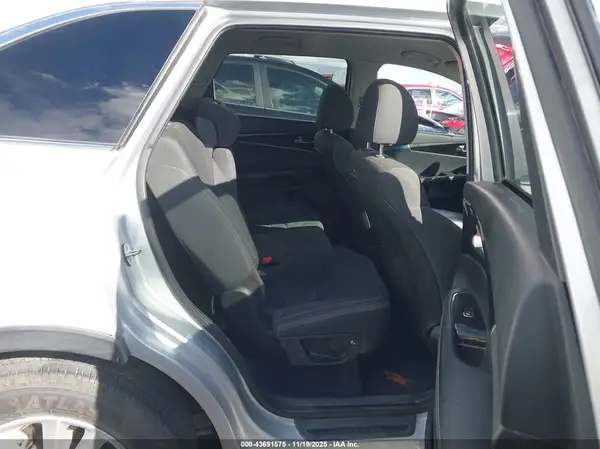 5XYPG4A34LG694152 2020 KIA SORENTO - Image 8
