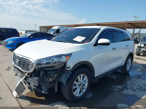 5XYPG4A34LG711435 2020 KIA SORENTO - Image 2