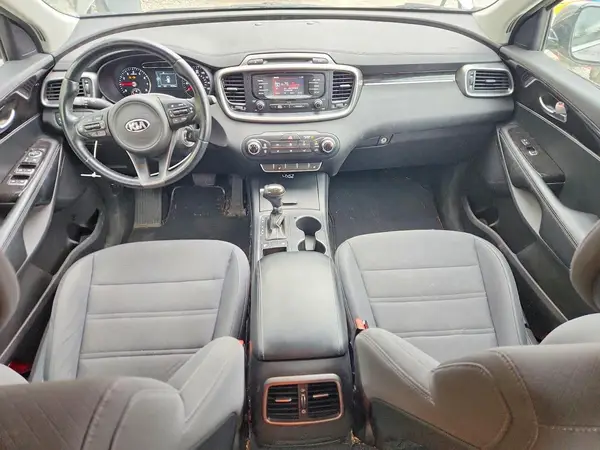 5XYPG4A35GG002857 2016 KIA SORENTO - Image 8