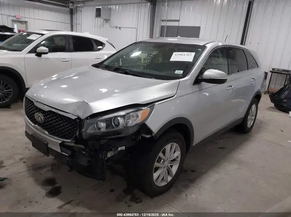 5XYPG4A35GG004155 2016 KIA SORENTO - Image 2