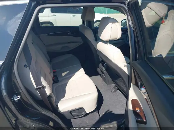 5XYPG4A35GG005001 2016 KIA SORENTO - Image 8