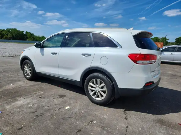 5XYPG4A35GG016824 2016 KIA SORENTO - Image 2