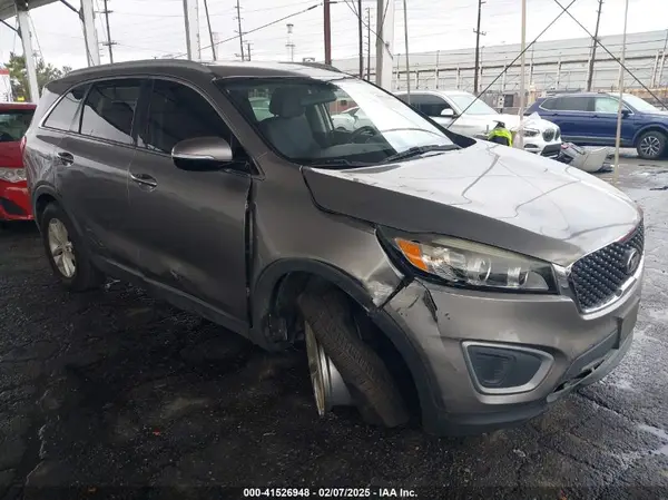 5XYPG4A35GG023417 2016 KIA SORENTO - Image 1